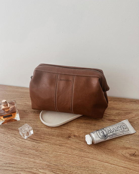 Albie Cosmetic Case -  Saddle Cognac