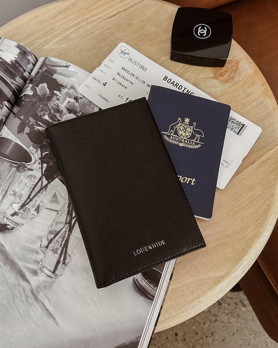 Venice Passport Holder - Black