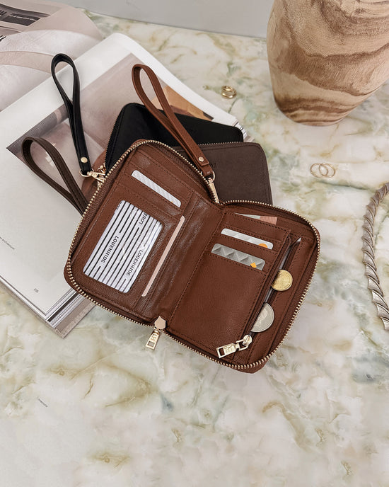 Eden Wallet - Saddle Black