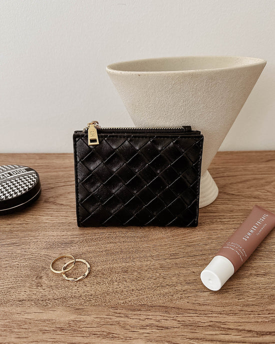 Lily Woven Wallet - Black