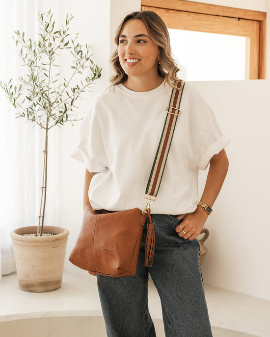 Daisy Stripe Crossbody Bag - Tan