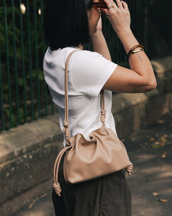 Yumi Crossbody Bag - Nude
