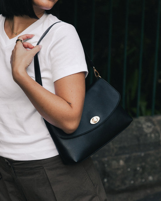 Nisha Shoulder Bag - Black