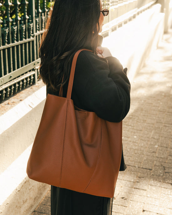 Colby Tote Bag - Tan